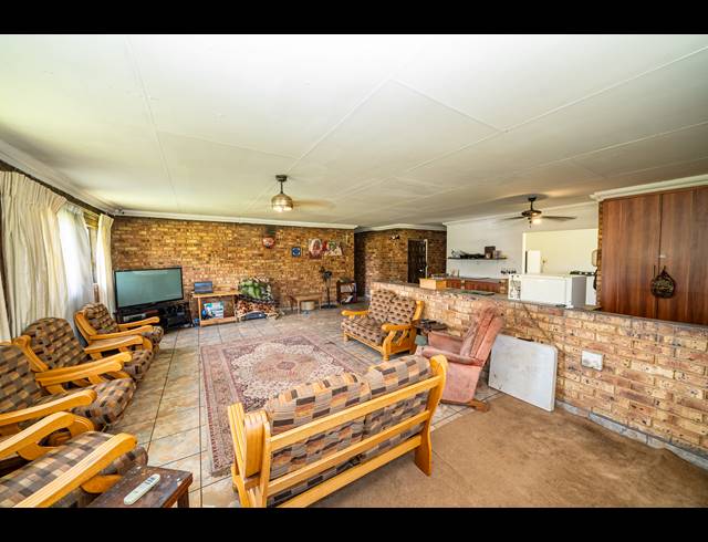 40,442M² FARM FOR SALE IN WITHOK ESTATE